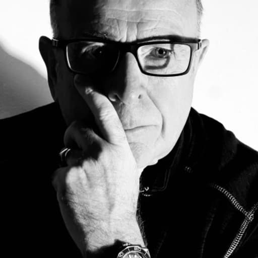 Neil MacOmish